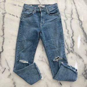 Levi’s 724 High Rise Straight Jeans